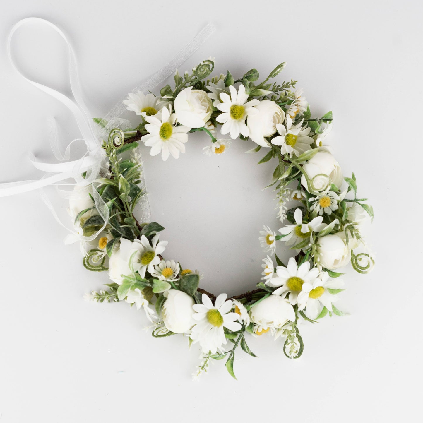 Daisy Flower Garland Collar for Dogs. Crafted with daisies and greenery. Garland sits alone or on top of a collar. Fully adjustable with ribbon ties. One size.