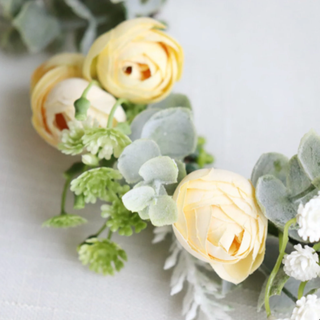 Close up of camelia garland dog collar