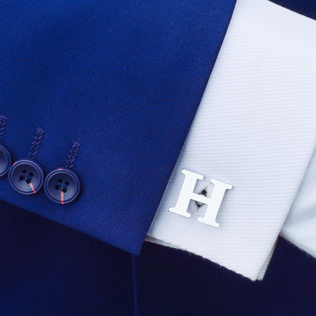 Initial cufflink