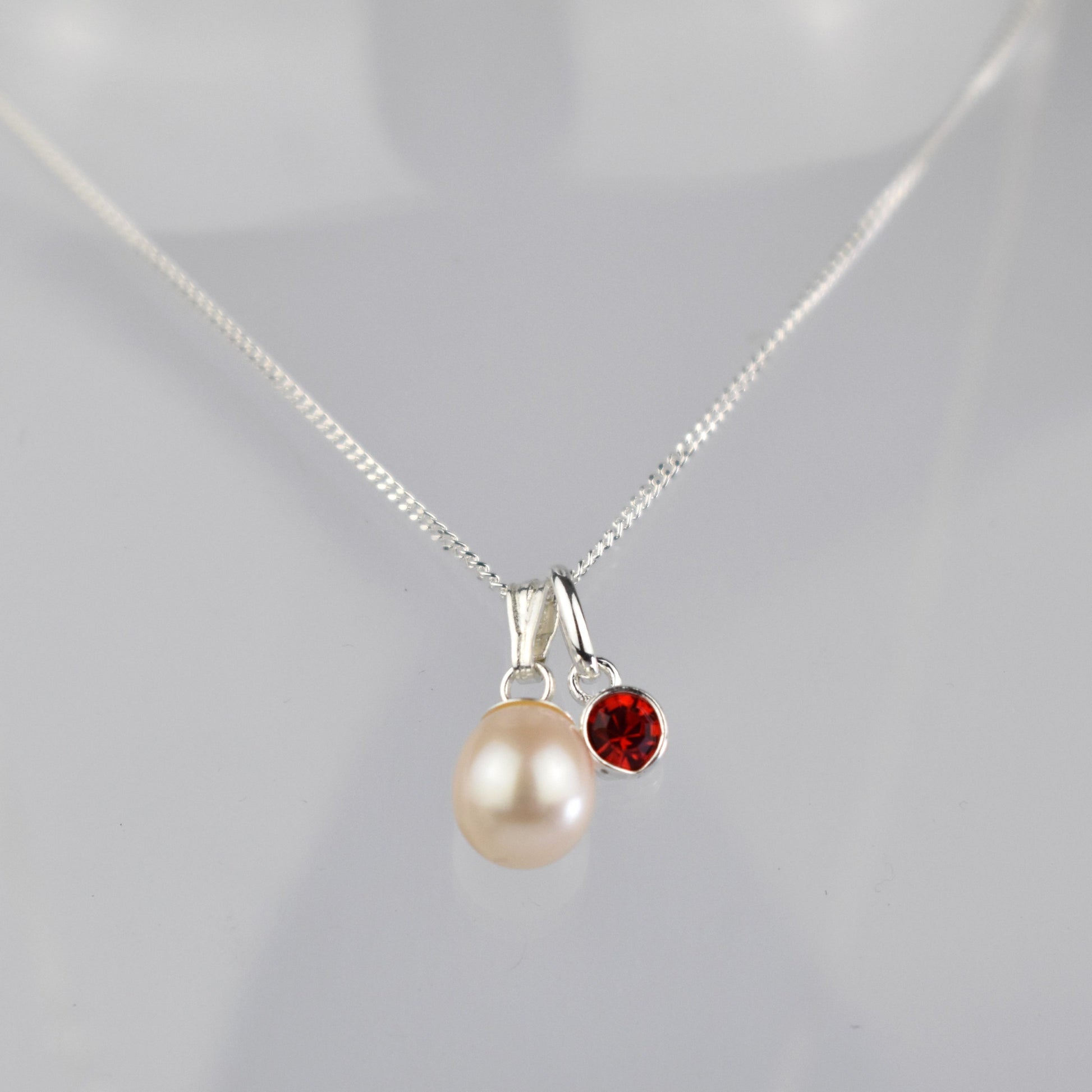 Freshwater pearl necklace with crystal birthstone