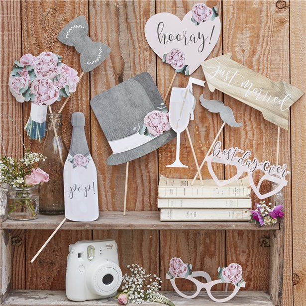 wedding photo booth props