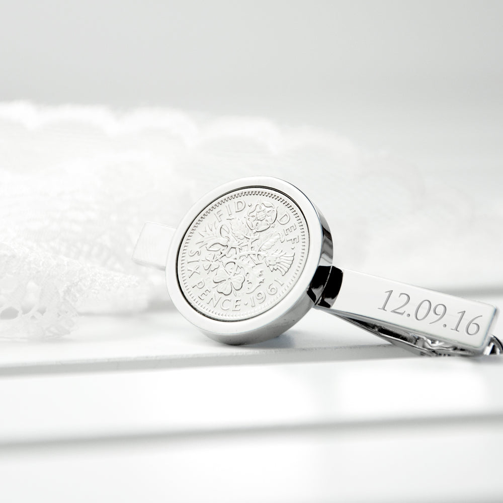 Silver plated tie pin with traditional sixpence in the centre. Can be engraved with the wedding date or initials.